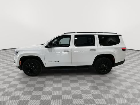 Used 2024 Jeep Wagoneer Series II image 2