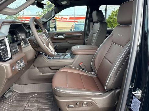 New 2026 GMC Sierra 2500 Denali w/ Denali Reserve Package AWD/4WD image 13