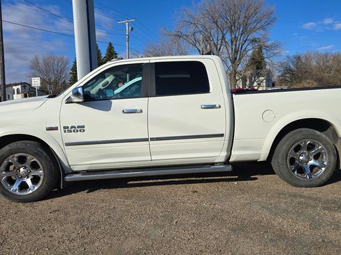 Used 2016 RAM 1500 Laramie w/ Convenience Group AWD/4WD image 1