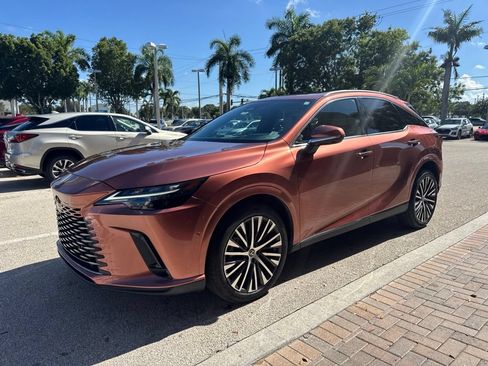 Used 2024 Lexus RX 350 Premium Plus w/ Convenience Package FWD image 13