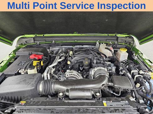 Used 2025 Jeep Gladiator Sport AWD/4WD image 12