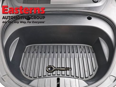 Used 2023 Tesla Model 3 Standard Range image 7