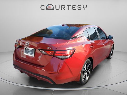 Used 2020 Nissan Sentra SV image 5