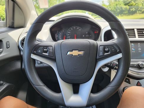 Used 2017 Chevrolet Sonic LT image 18