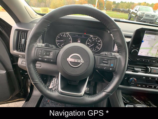 Certified 2024 Nissan Pathfinder SL w/ SL Premium Package AWD/4WD image 17