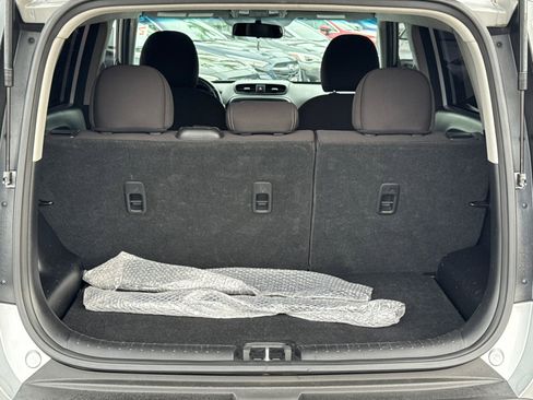 Used 2016 Kia Soul image 9