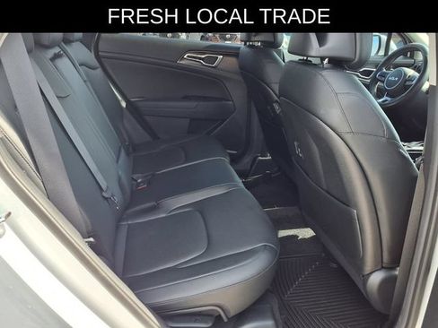 Used 2025 Kia Sportage EX FWD image 20