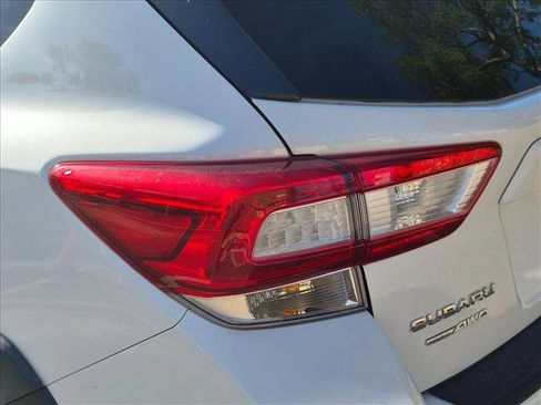 Used 2019 Subaru Crosstrek 2.0i Premium AWD/4WD image 8