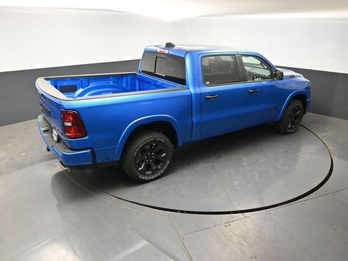 New 2026 RAM 1500 4x4 Crew Cab image 28