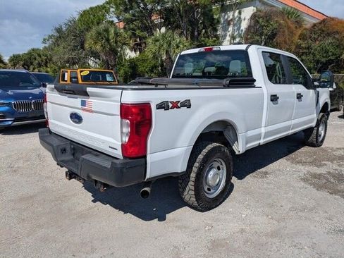 Used 2021 Ford F250 XL w/ Power Equipment Group image 5