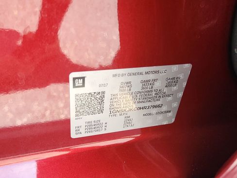 Used 2017 Chevrolet Suburban Premier image 20