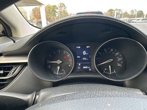 Used 2021 Toyota C-HR LE image 24