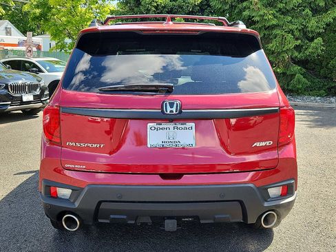Used 2023 Honda Passport EX-L image 5