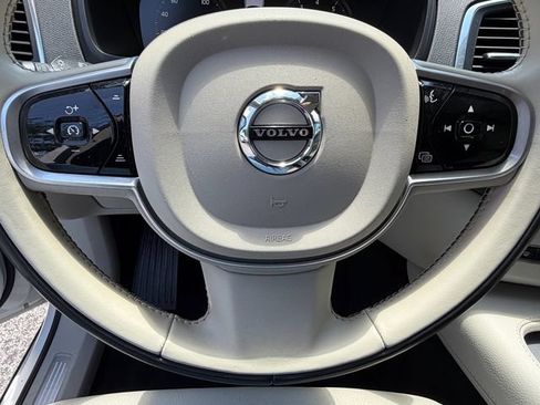 Used 2021 Volvo XC90 T5 Momentum w/ Climate Package FWD image 25