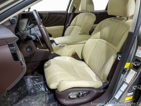 Used 2020 Lexus LS 500 AWD image 9