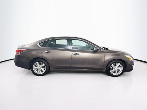 Used 2014 Nissan Altima 2.5 S FWD image 10