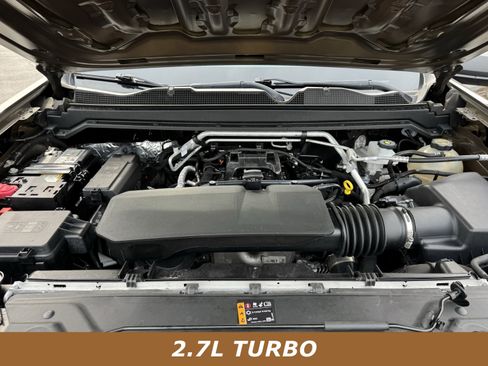 Used 2024 Chevrolet Colorado W/T image 12
