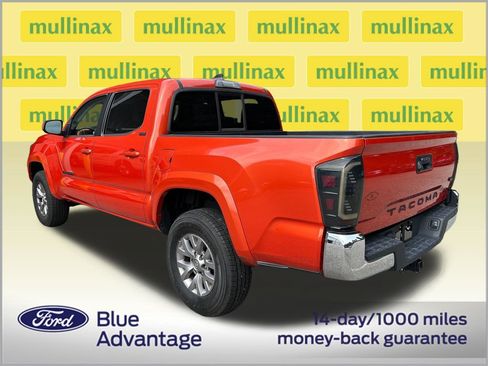 Used 2017 Toyota Tacoma SR5 w/ Tow Package RWD image 3