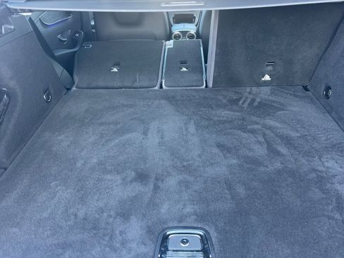 Used 2022 Mercedes-Benz GLC 300 4MATIC image 12