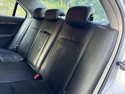 Used 2010 Lincoln MKZ FWD image 16