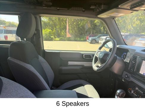 Used 2022 Ford Bronco 2-Door w/ Sasquatch Package AWD/4WD image 12
