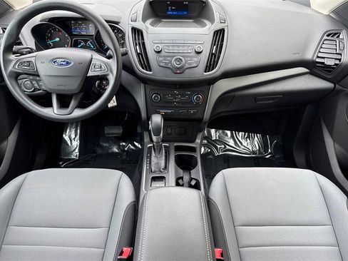 Used 2019 Ford Escape S image 4