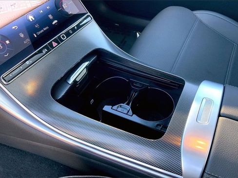 Used 2025 Mercedes-Benz C 300 4MATIC Sedan image 13