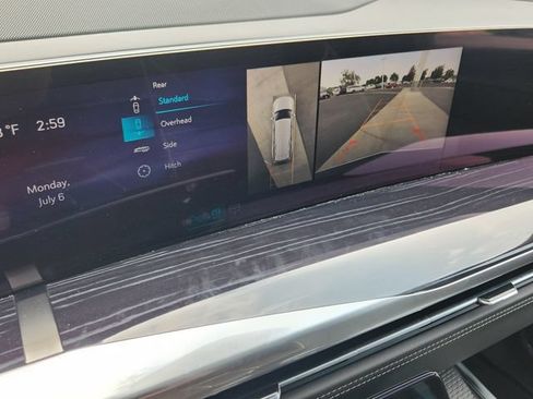 New 2026 Cadillac Escalade ESV Sport w/ Touring Package AWD/4WD image 16