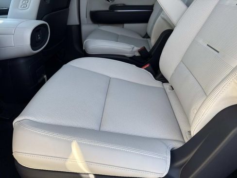 Used 2026 Hyundai Palisade Calligraphy image 17