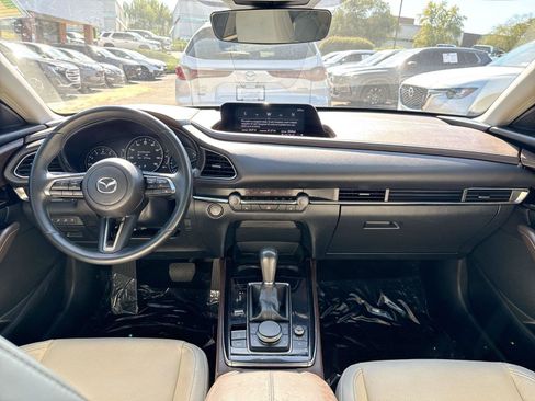 Used 2025 MAZDA CX-30 AWD 2.5 S w/ Premium Package image 2