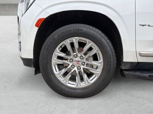 Used 2023 GMC Yukon SLT w/ SLT Luxury Package RWD image 23