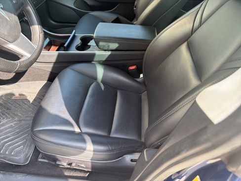 Used 2020 Tesla Model 3 Long Range image 10