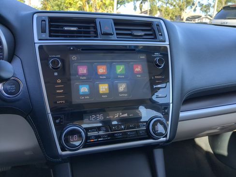 Used 2018 Subaru Legacy 2.5i Limited image 21