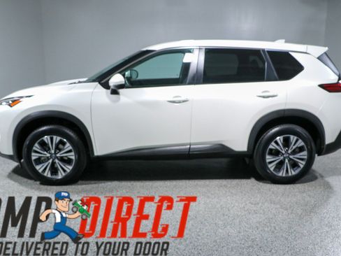 Used 2022 Nissan Rogue SV FWD image 10
