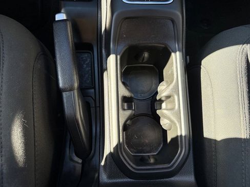 Used 2022 Jeep Wrangler Unlimited Sahara w/ Cold Weather Group image 29