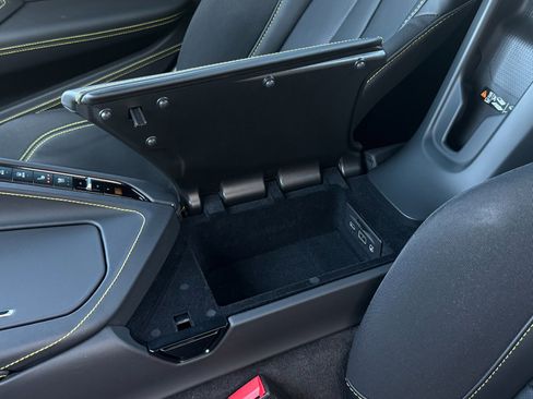 Used 2023 Chevrolet Corvette Stingray Premium Conv image 22