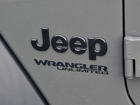 Used 2022 Jeep Wrangler Unlimited Sport AWD/4WD image 30