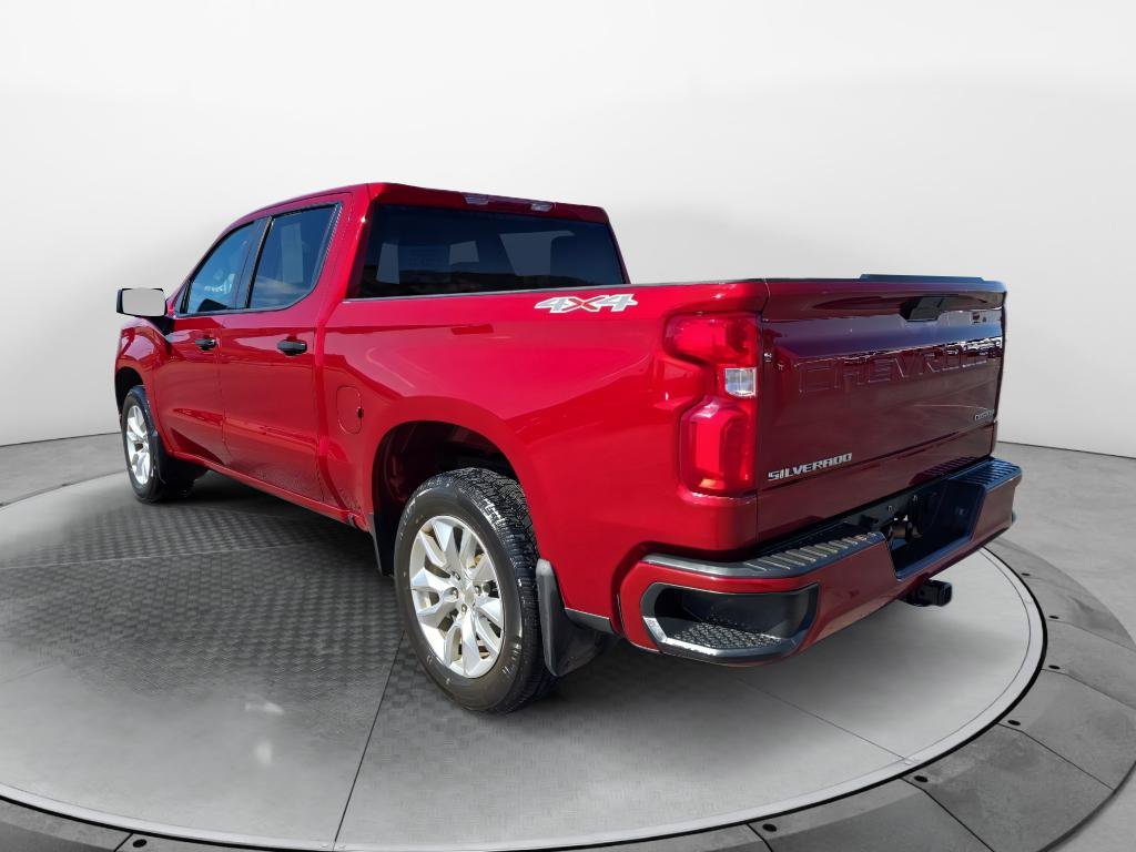 Used 2022 Chevrolet Silverado 1500 Custom w/ Safety Confidence Package AWD/4WD image 2