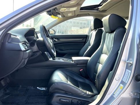 Certified 2018 Honda Accord EX-L image 17