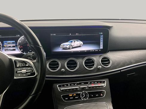 Used 2020 Mercedes-Benz E 350 Sedan image 7