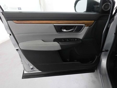 Used 2017 Honda CR-V EX image 10