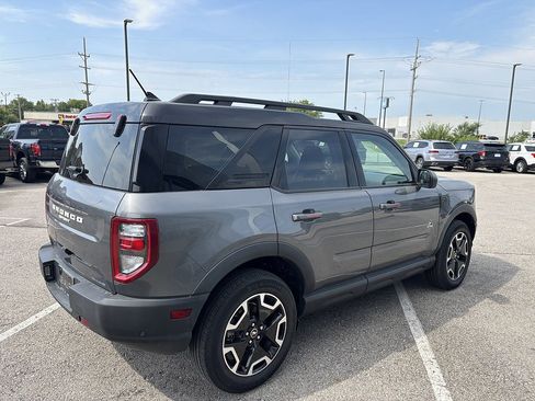 Used 2023 Ford Bronco Sport Outer Banks w/ Tech Package AWD/4WD image 6