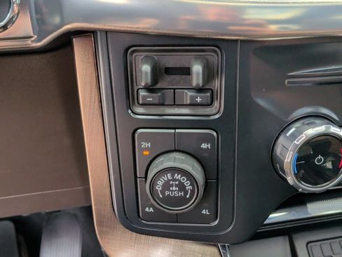 Used 2026 Ford F150 King Ranch w/ Equipment Group 601A High AWD/4WD image 33