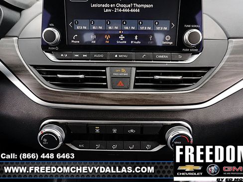 Used 2025 Nissan Altima 2.5 SV image 18