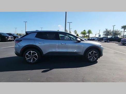 New 2026 Chevrolet Equinox EV LT w/ Comfort Package image 30