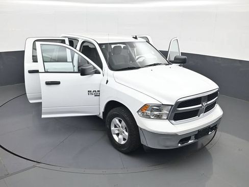 Used 2022 RAM 1500 Classic SLT w/ Electronics Group AWD/4WD image 29