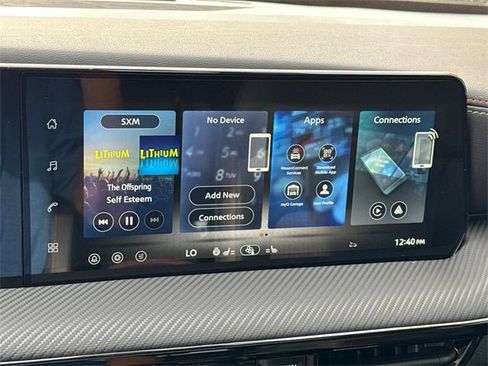 New 2026 Nissan Kicks SR w/ SR Premium Package image 25