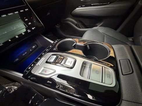 Used 2023 Hyundai Tucson Limited w/ Cargo Package image 18