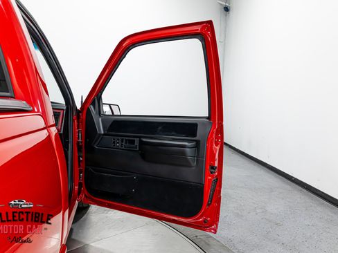 Used 1988 Chevrolet Silverado 1500 2WD Regular Cab image 88