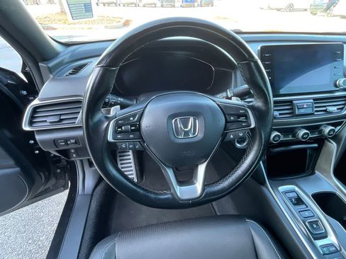 Used 2022 Honda Accord Sport image 31